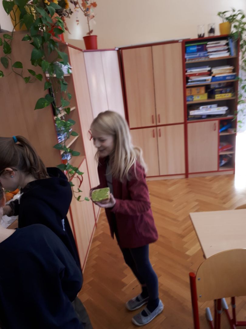 aezř